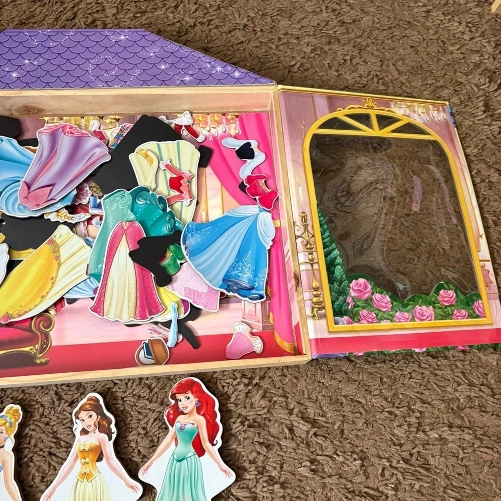 Disney Princess Magnetic Dress-Up Set Collector’s Edition Ariel Belle Cinderella